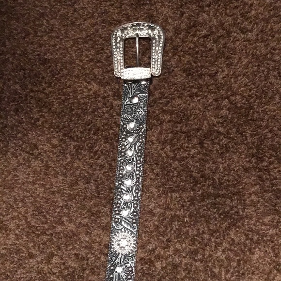 Grey Belt - Picture 1 of 4